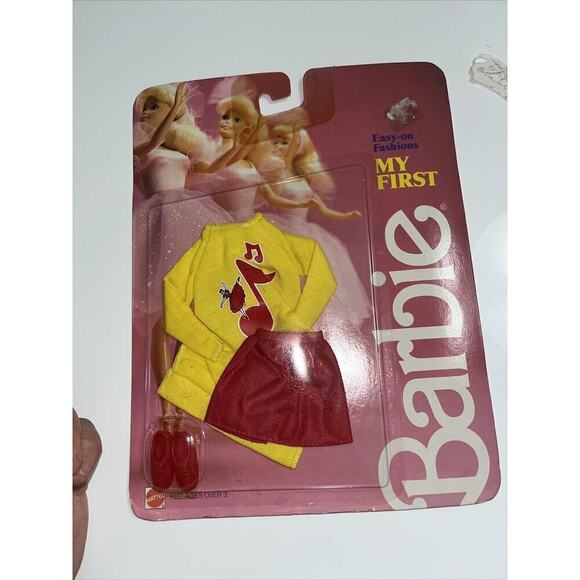 Mattel My First Barbie Easy On Fashions #4588 Never Removed from Pack 1987 - Picture 1 of 6
